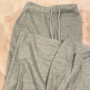 Grey yoga pants